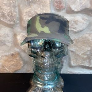 80s-90s BDU Woodland Camo patrol cap. Adjustable strap. OS.